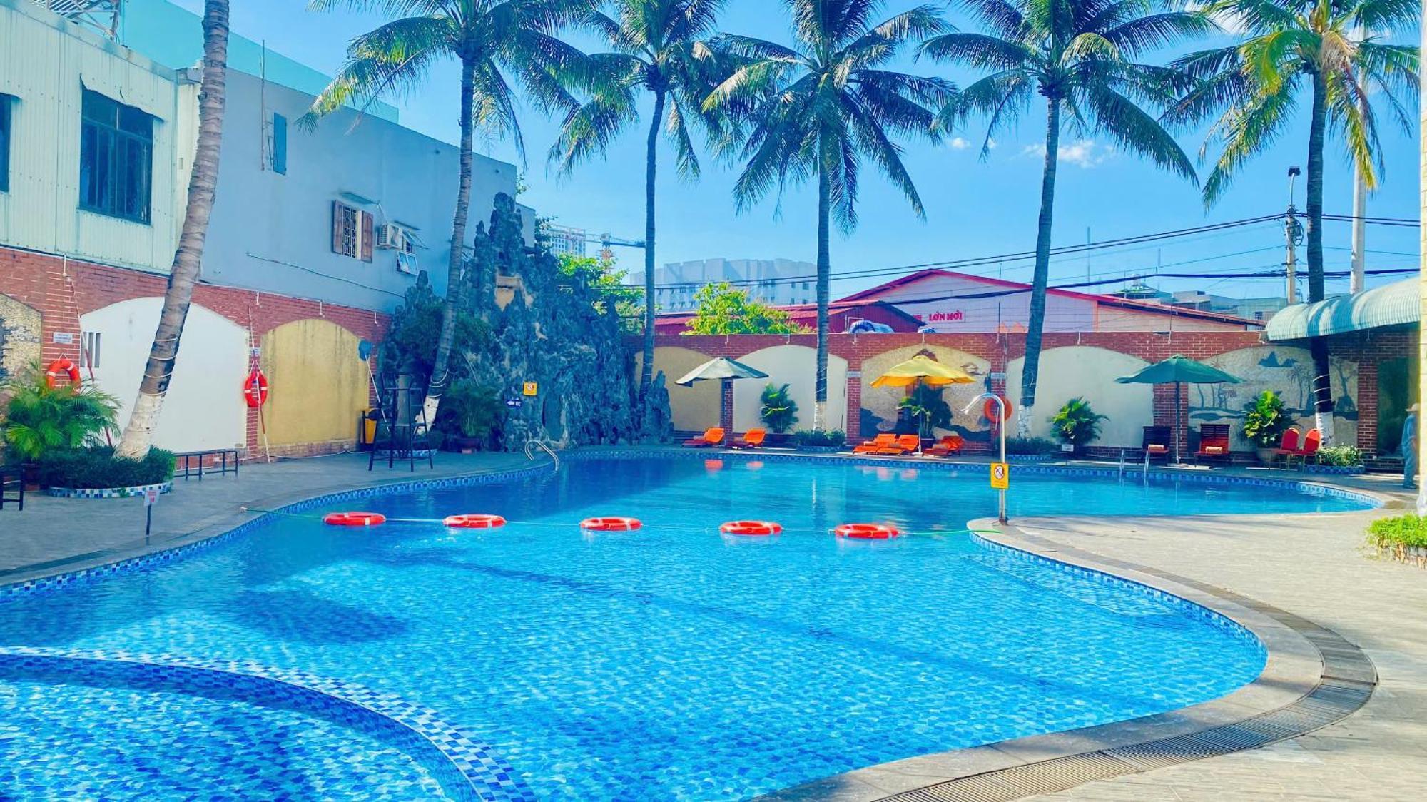 Muong Thanh Quy Nhon Hotel מראה חיצוני תמונה